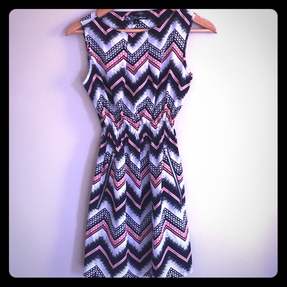 Mini maxi dress